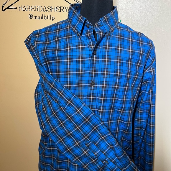 🔥 Lands End button down long sleeves shirt 🔥 REDUCED - Picture 3 of 4